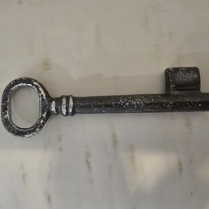 Vintage Black Skeleton Key